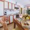 Gorgeous Apartment In Pula With Wifi - 普拉