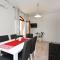 Cozy Apartment In Split With Kitchen - Split