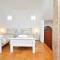 Cozy Apartment In Split With Kitchen - Split