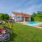 Gorgeous Home In Vinjani Donji With Heated Swimming Pool - Perići