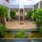 Niyagama House