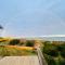 IdleWild - Secluded Absolute Beachfront Escape