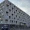 Komfortowy apartament z balkonem i parkingiem - Breslavia