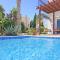 Villa Basil - 50m from Med Sea