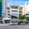 Merivale stay in South Brisbane two beds two baths one parking
