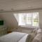 DINCKLEY COURT BOUTIQUE RIVERSIDE ROOMS - Burcot on Thames - أبينغدون