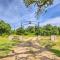 Charming Cameron Farm Retreat about 41 Mi to TAMU - كاميرون
