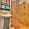 Charming Casa Selah with FiberOp near the Beach!