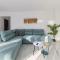 Sunrise, beautiful penthouse with jacuzzi