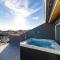 Sunrise, beautiful penthouse with jacuzzi