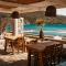 Itilo Traditional Hotel - Neon Oitilon