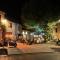Boutique Villa with Shared Pool, Air Con, WiFi, TV - 普朗德拉图尔
