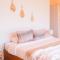 Dreamsea Surf Guest House - Sintra