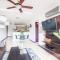 CR MARIPOSA RENTALS Cozy Retreat with Pool,Tennis,Gym,Free WiFi