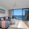 Level 30 Oracle Tower 2 Stunning views and free parking - GC Getaways