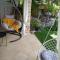 Apartment PARENZANA, little row HOUSE with big green yard in central Istria