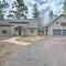 Private McCall Apartment w/ Mountain View!