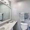 Little River Condo with Pool about 3 Mi to Beach! - ليتل ريفر