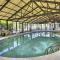 Little River Condo with Pool about 3 Mi to Beach! - ليتل ريفر
