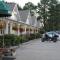 Golden Gables Inn - North Conway