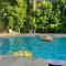 Villa by the Pyramids