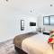 Roomie Apartment Hotel