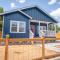 Beautiful Fenced 3BR 2BA Near Exciting Downtown