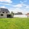 Modern holiday home in Ronse with garden - Ронсе