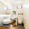 Apartment Simple Suite