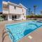 Villa Coral Athina by Villa Plus