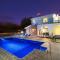 Villa Banana Grove by Villa Plus