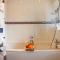 Charming House - Sleeps up to 6 - Free Parking, Fast Wifi with Smart TV with Netflix by Yoko Property - 米尔顿凯恩斯