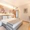 PEARLY HOTEL