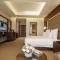 Weekend Hotel Sari