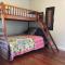 Adorable Home on the Park 10 Miles South of Eugene