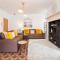 Charles Alexander Short Stay - Clifton Drive Beach Retreat
