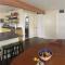 Adorable Home on the Park 10 Miles South of Eugene