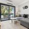 Dreamy 2 bed apartment by the sea