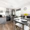 Wheal Prosper- Beautifully Fitted Wooden Lodge Helston Cornwall