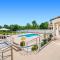 Villa Vivian by Villa Plus