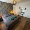 Logement avec terrasse,4 pers, parking - 孔卡尔诺