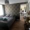 Logement avec terrasse,4 pers, parking - 孔卡尔诺