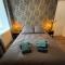 Logement avec terrasse,4 pers, parking - 孔卡尔诺
