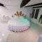 Studio équipé avec Lit rond / baignoire ilot / Table massage Aux Arcs - 阿尔让河畔阿尔克