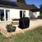 Lovely two bedroom bungalow with hot tub - Yeovil