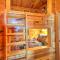 Unique Mineral Bluff Home with Mountain Views! - 米纳勒尔布拉夫