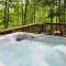 Natures Retreat with Hot Tub 7 Mi to Bryson City - Whittier