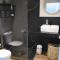 Stylish 2 Bedroom Apartment in Cape Town with Stunning Views