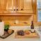 MTN Cabin Sleeps 10 - 5 Mins To Fishing & Camping
