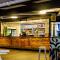 Shoestrings Backpackers Lodge Vic Falls